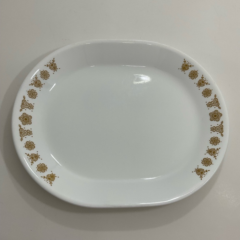 Corelle Oval Platter Butterfly Gold 
Large 	2” x 10”